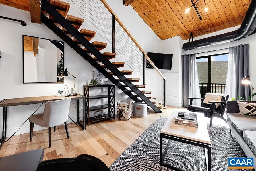 163 Mountain Inn Condos, Wintergreen Resort, VA 22967 - #2