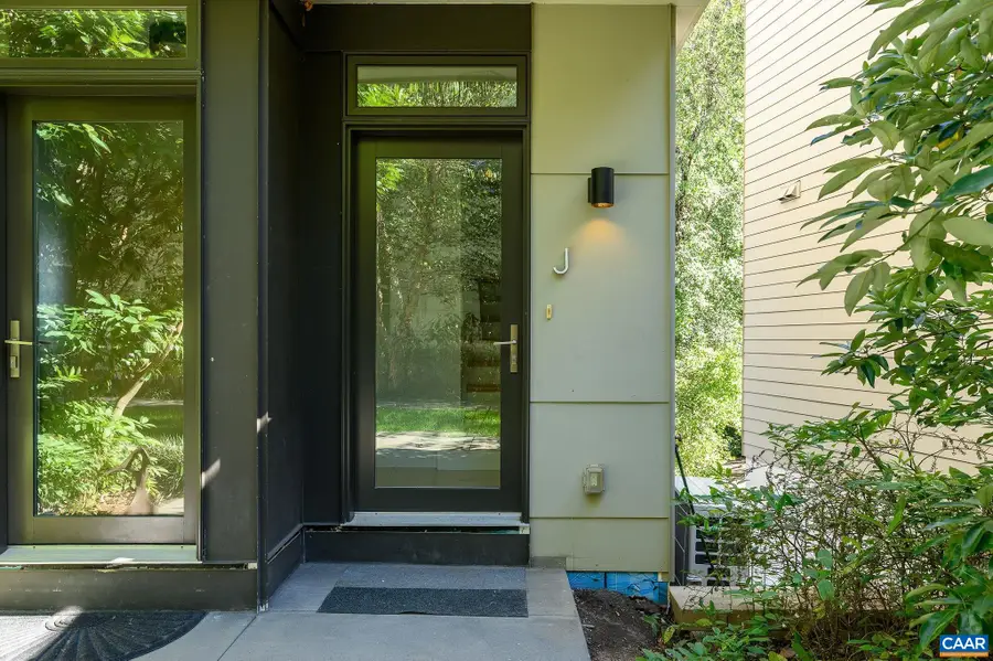 1130 E High St #J, Charlottesville, VA 22902 - Image #3