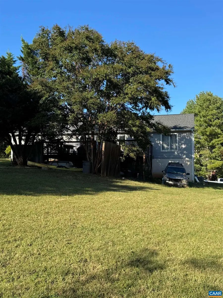 72 Hillcrest Dr, Ruckersville, VA 22968 - Image #2