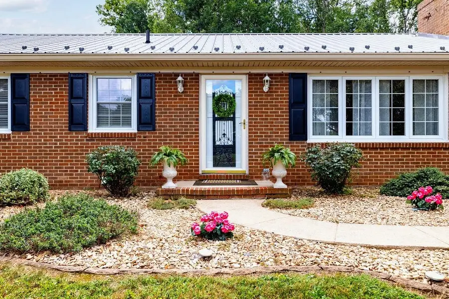 13711 South East Side Hwy, Port Republic, VA 24471 - Image #2