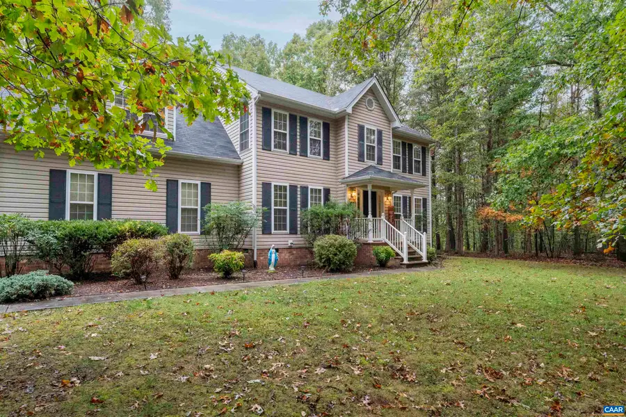 240 Oakmont Dr, Gordonsville, VA 22942 - #2