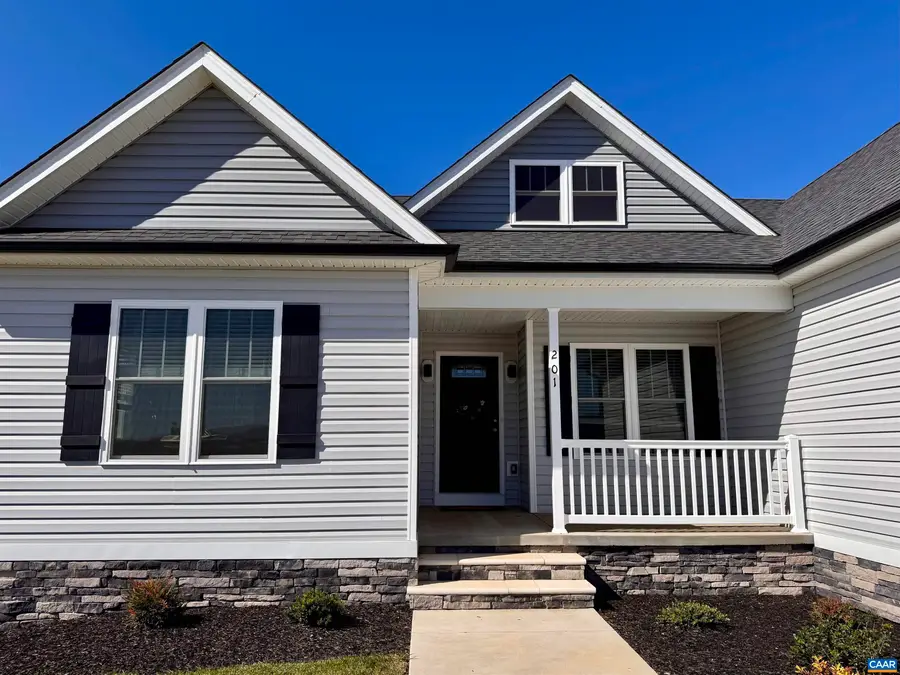 201 Spring Run Ln, Waynesboro, VA 22980 - #3