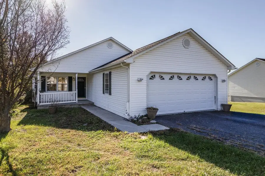 32 Harper St, Weyers Cave, VA 24486 - Image #2