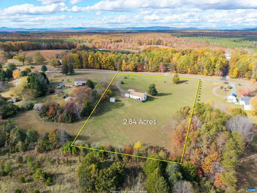 568 Branch Rd, Scottsville, VA 24590 - Image #3