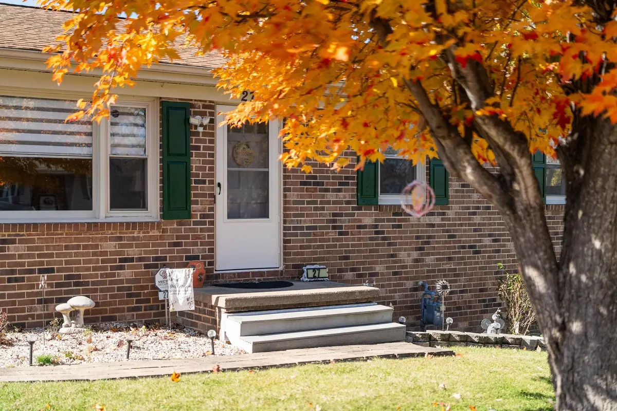 27 Bingham St, Verona, VA 24482 - Image #1