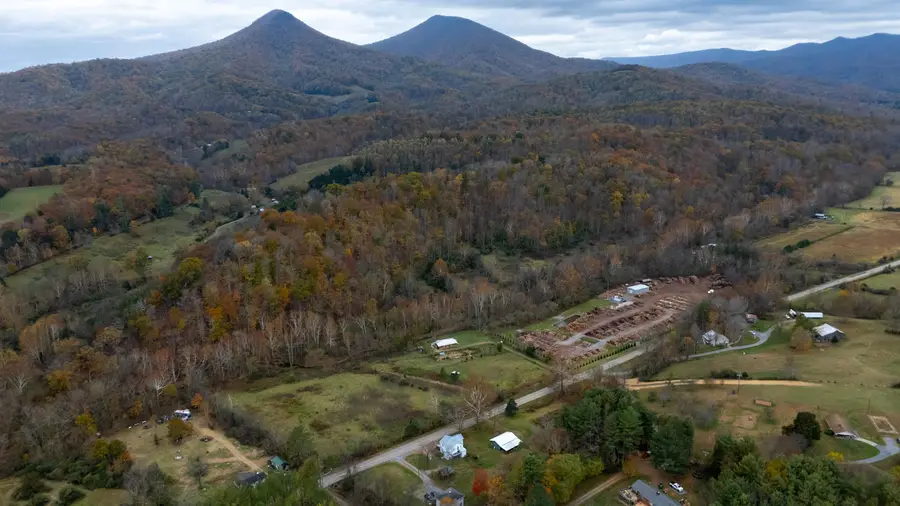 3441 W Midland Trl, Lexington, VA 24450 - Image #3