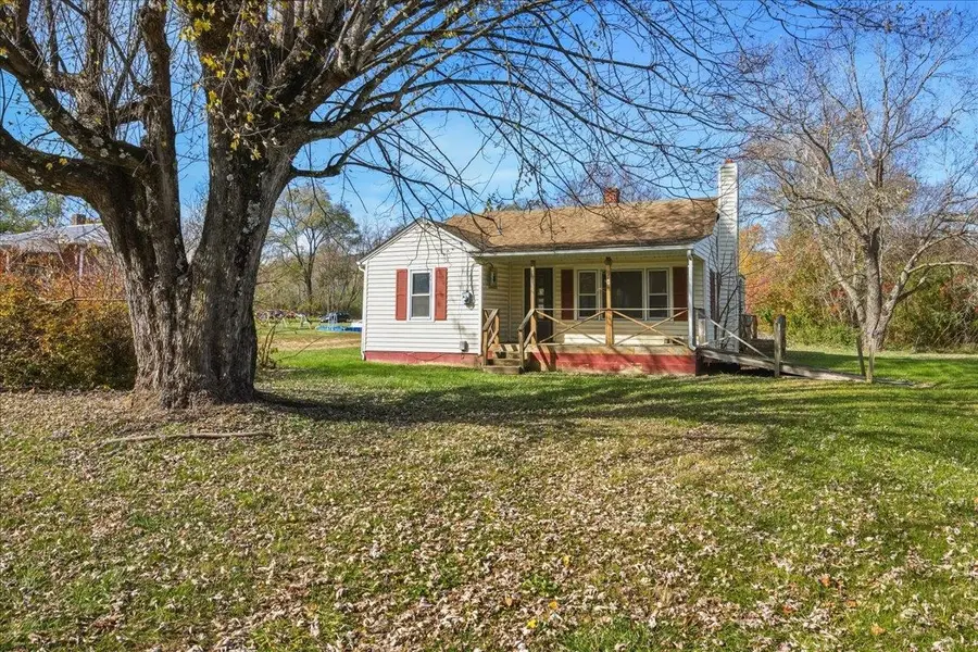 336 W Railroad Ave, Craigsville, VA 24430 - Image #2