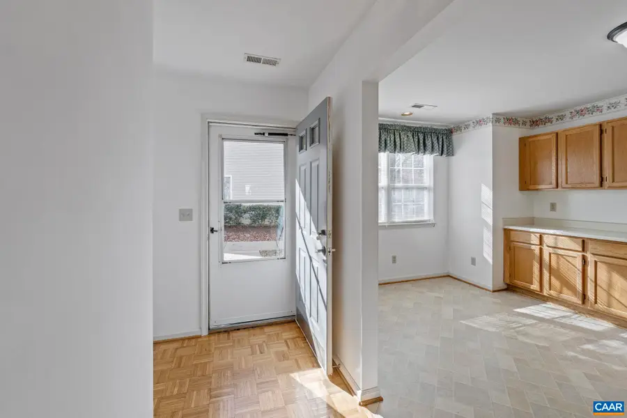 1248 Gazebo Ct, Charlottesville, VA 22901 - Image #2