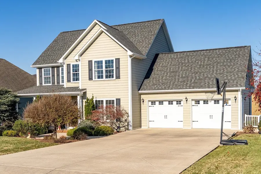 1160 Walnut Creek Dr, Belmont Estates, VA 22801 - Image #2