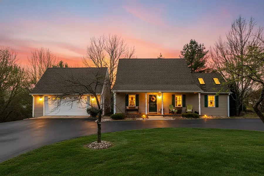 49 Hillandale Dr, Staunton, VA 24401 - Image #2