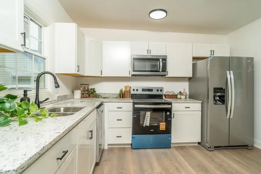 120 Charles St, Gordonsville, VA 22942 - Image #2