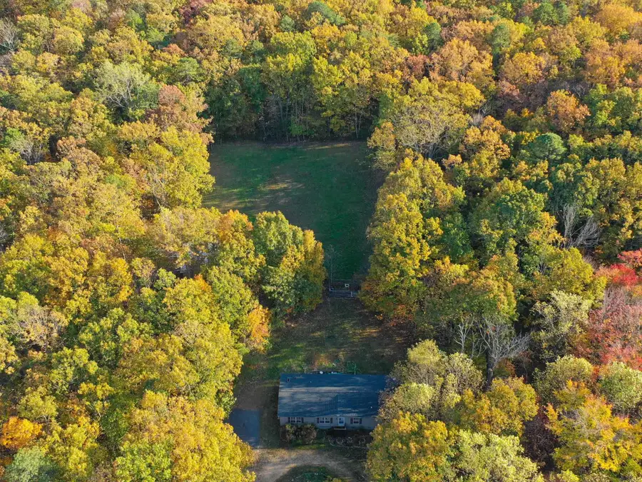 127 Kaolin Spring Ln, Greenville, VA 24440 - Image #2