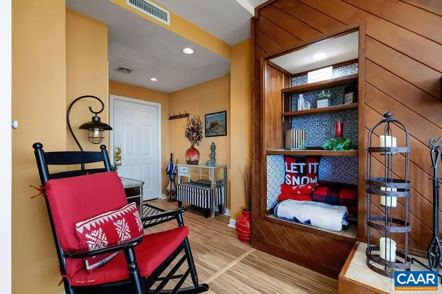 1707 High Ridge Condos, Wintergreen, VA 22967 - #2