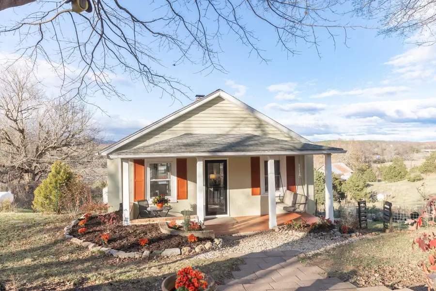 554 Herring Hall Rd, Natural Bridge, VA 24578 - Image #2