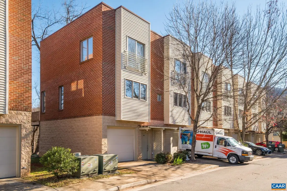 1013 Linden Ave #H, Charlottesville, VA 22902 - Image #1