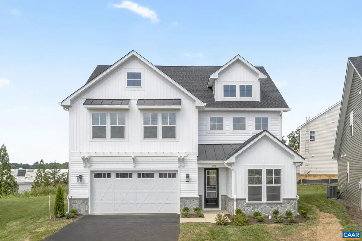 305 Sunbird Ln, Waynesboro, VA 22980 - #1