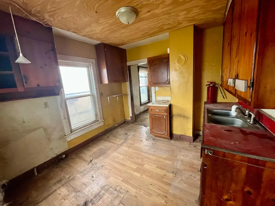 513 N Bath Ave, Waynesboro, VA 22980 - Image #3