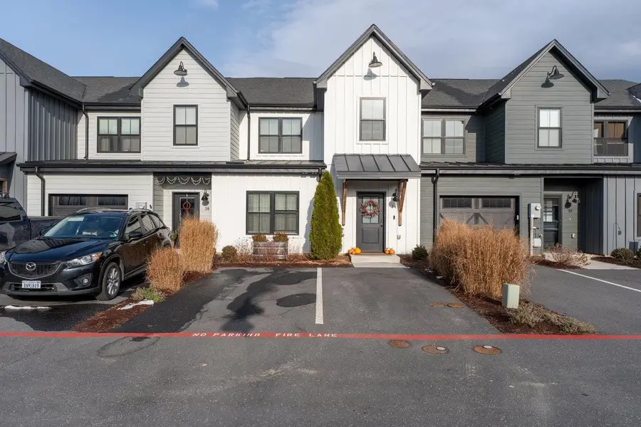 34 Field Ct, Bridgewater, VA 22812 - Image #2