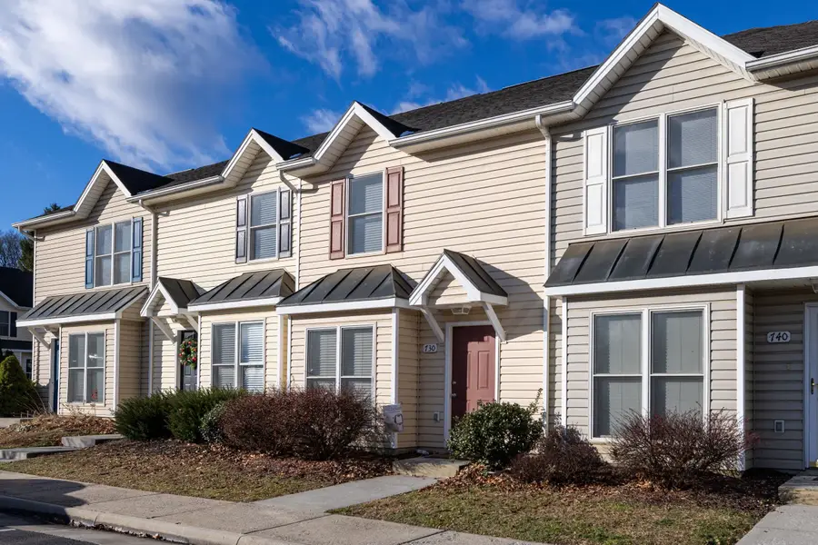 730 Merlins Way, Harrisonburg, VA 22801 - Image #2