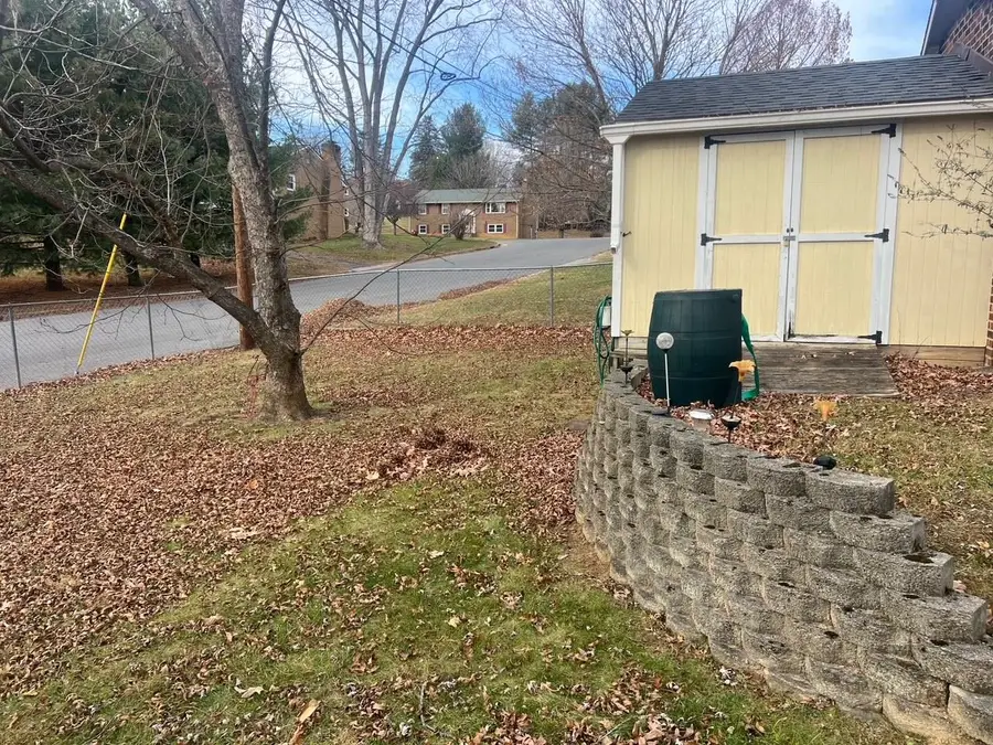 84 Hudson Ave, Staunton, VA 24401 - Image #3