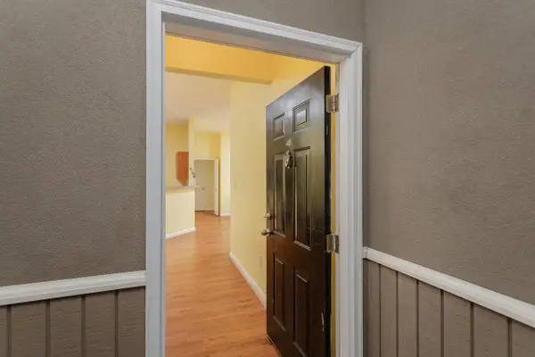 775 Walker Sq #4B, CHARLOTTESVILLE, VA 22903