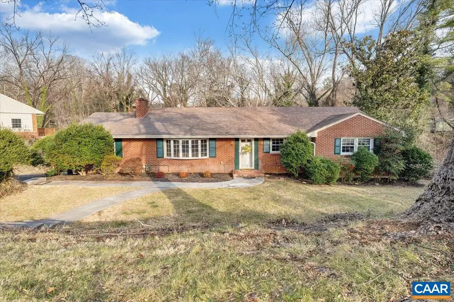 3558 SW Hartland Rd, Roanoke, VA 24015 - Image #2