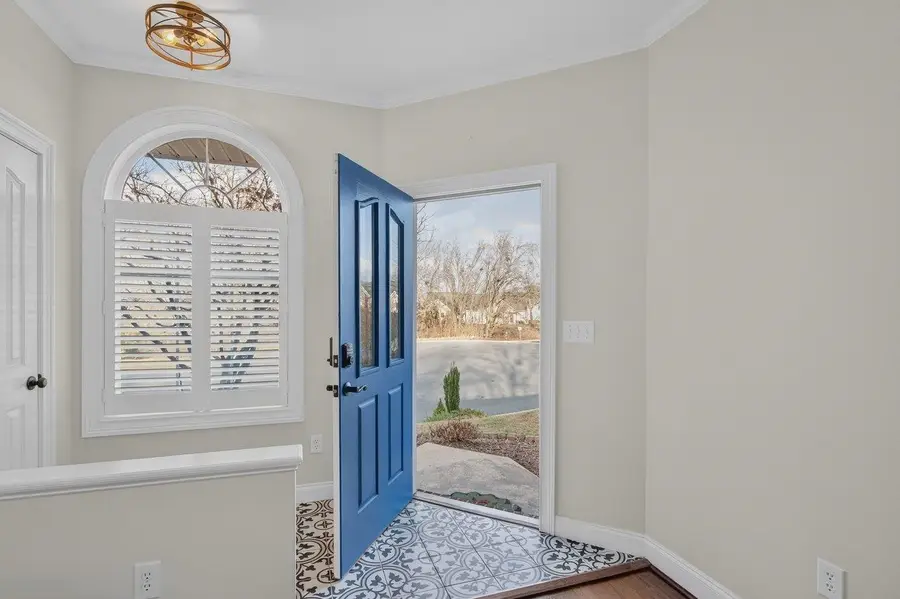 140 Emerald Dr, Harrisonburg, VA 22801 - Image #3