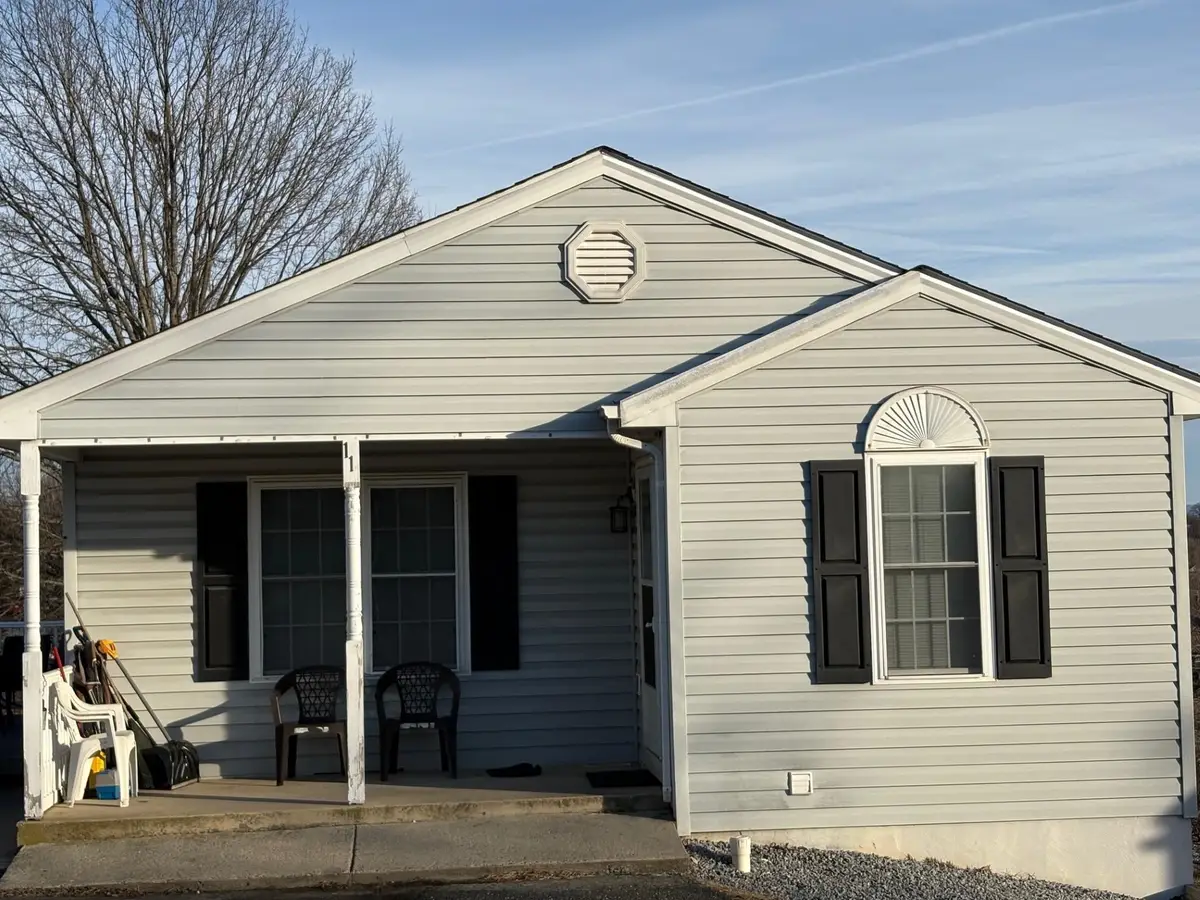 111 Skyline Ave, Staunton, VA 24401 - #1