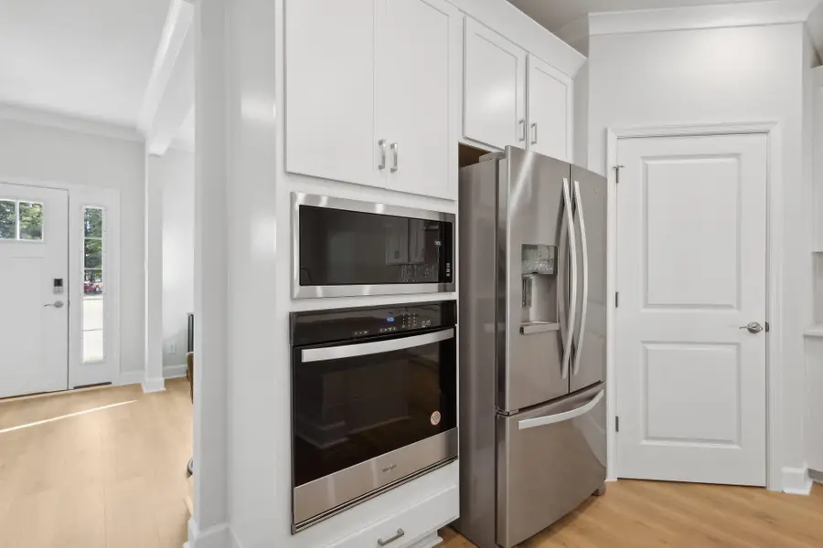 74 Whispering Oaks Dr, Staunton, VA 24401 - Image #3