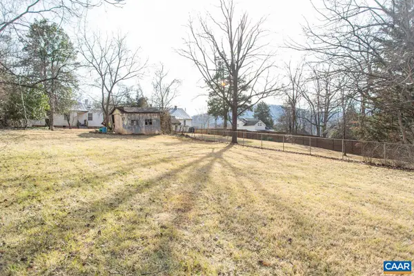 611 Rives St, CHARLOTTESVILLE, VA 22902