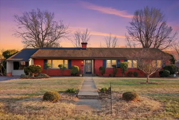 1133 Club Rd, WAYNESBORO, VA 22980