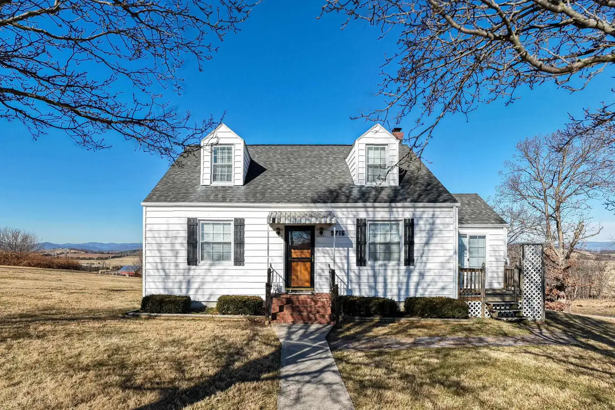 9716 Centerville Rd, Bridgewater, VA 22812 - #1