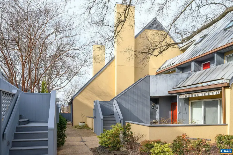 311 NW 2nd St #B, Charlottesville, VA 22902 - #2