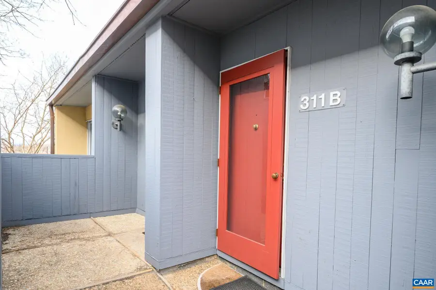 311 NW 2nd St #B, Charlottesville, VA 22902 - #3