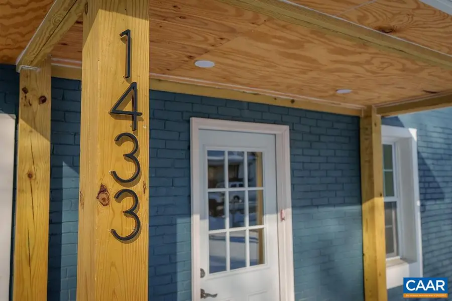 1433 Harding Ave, Waynesboro, VA 22980 - #2