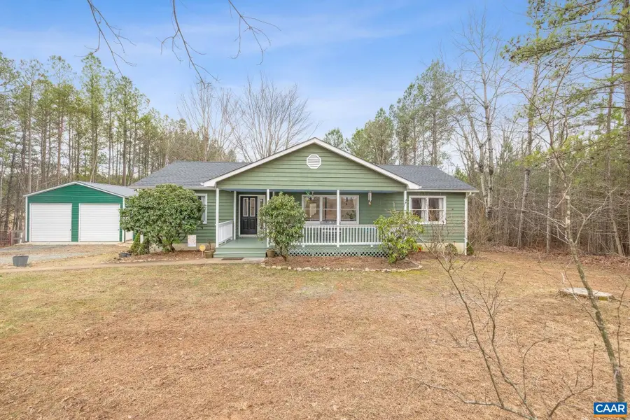 2325 Martin Kings Rd, Scottsville, VA 24590 - #2