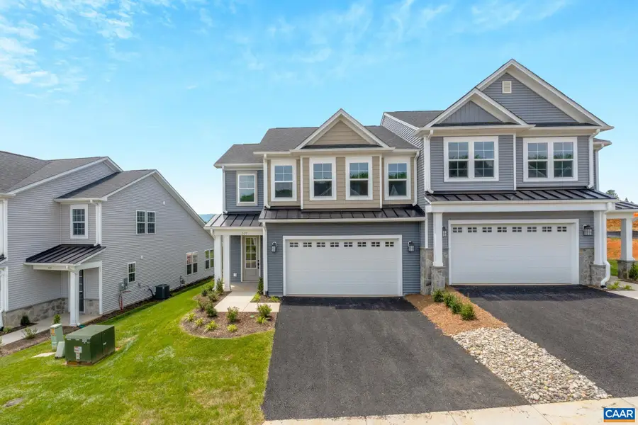 353 Springdale Rd, Waynesboro, VA 22980 - #2