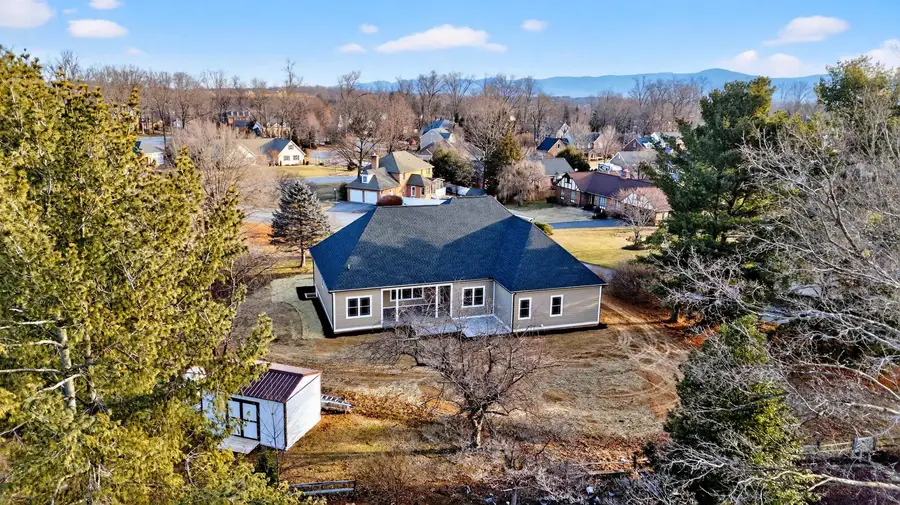 416 Pelham Cv, Waynesboro, VA 22980 - #2