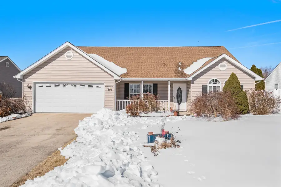 92 Wyer St, Weyers Cave, VA 24486 - #2