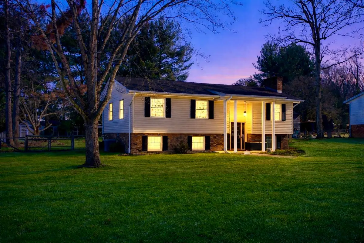 124 Forest Springs Dr, Stuarts Draft, VA 24477 - #1