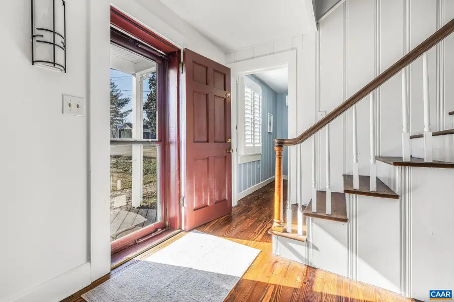 201 Palatine Ave, Charlottesville, VA 22902 - #2