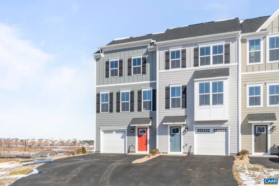 36 Iron Horse Ln, Fishersville, VA 22939 - #3