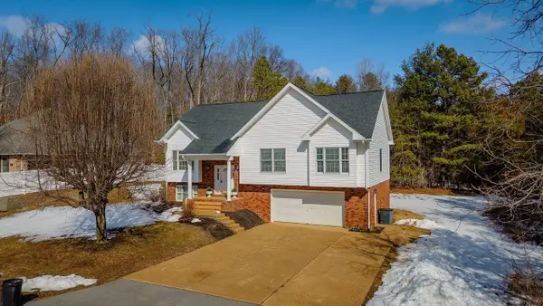 104 S Persimmon St, ELKTON, VA 22827