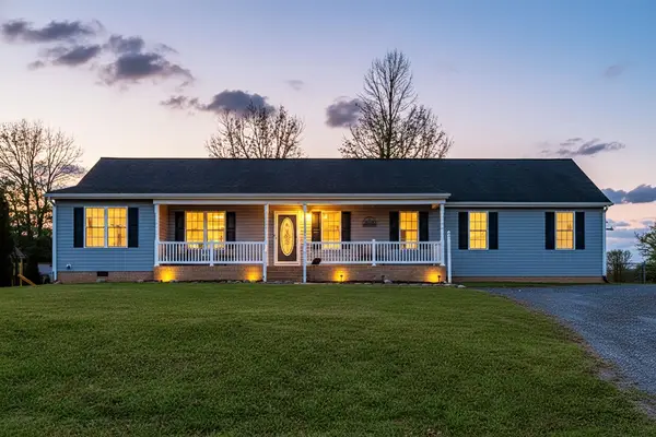 149 Northwood Dr, WAYNESBORO, VA 22980