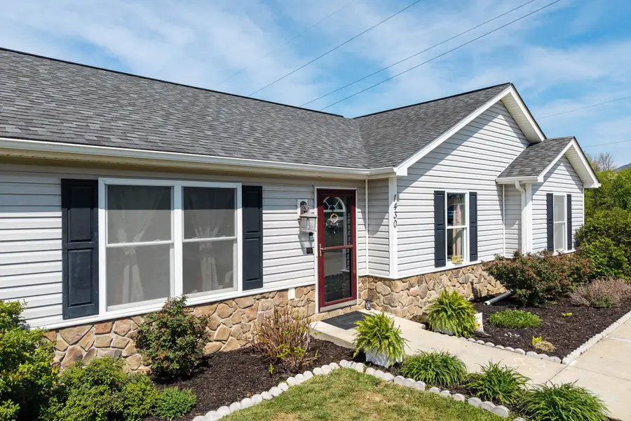 1430 Mandolin Ave, Grottoes, VA 24441 - #2