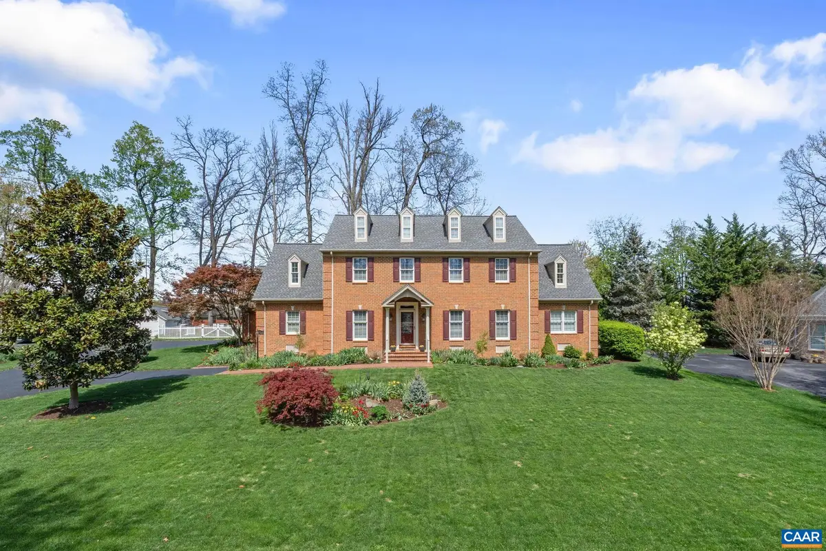 124 Pelham Woods Cir, Waynesboro, VA 22980 - #1