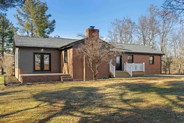 1293 Lee Hwy, VERONA, VA 24482