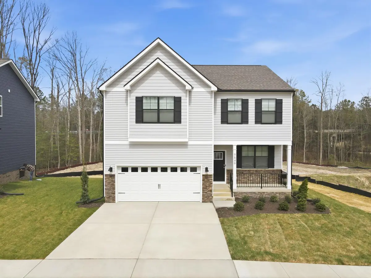 100 Julian Dr, Waynesboro, VA 22980 - #1