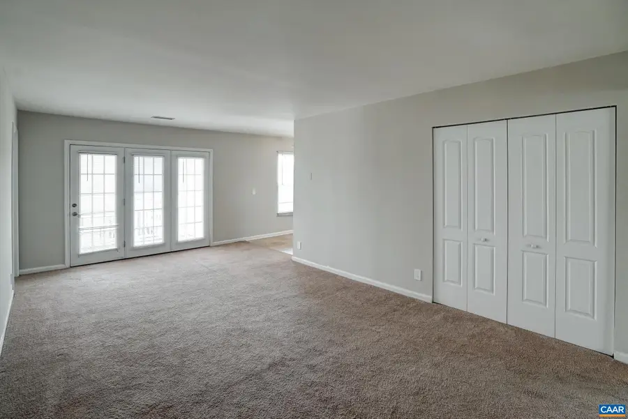 1252 Villa Ln #F, Charlottesville, VA 22903 - #3