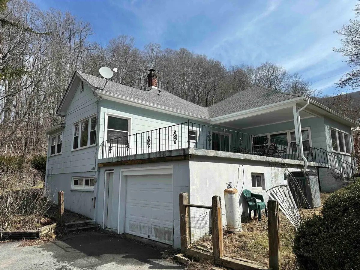 136 Klondike Rd, Warm Springs, VA 24484 - #1